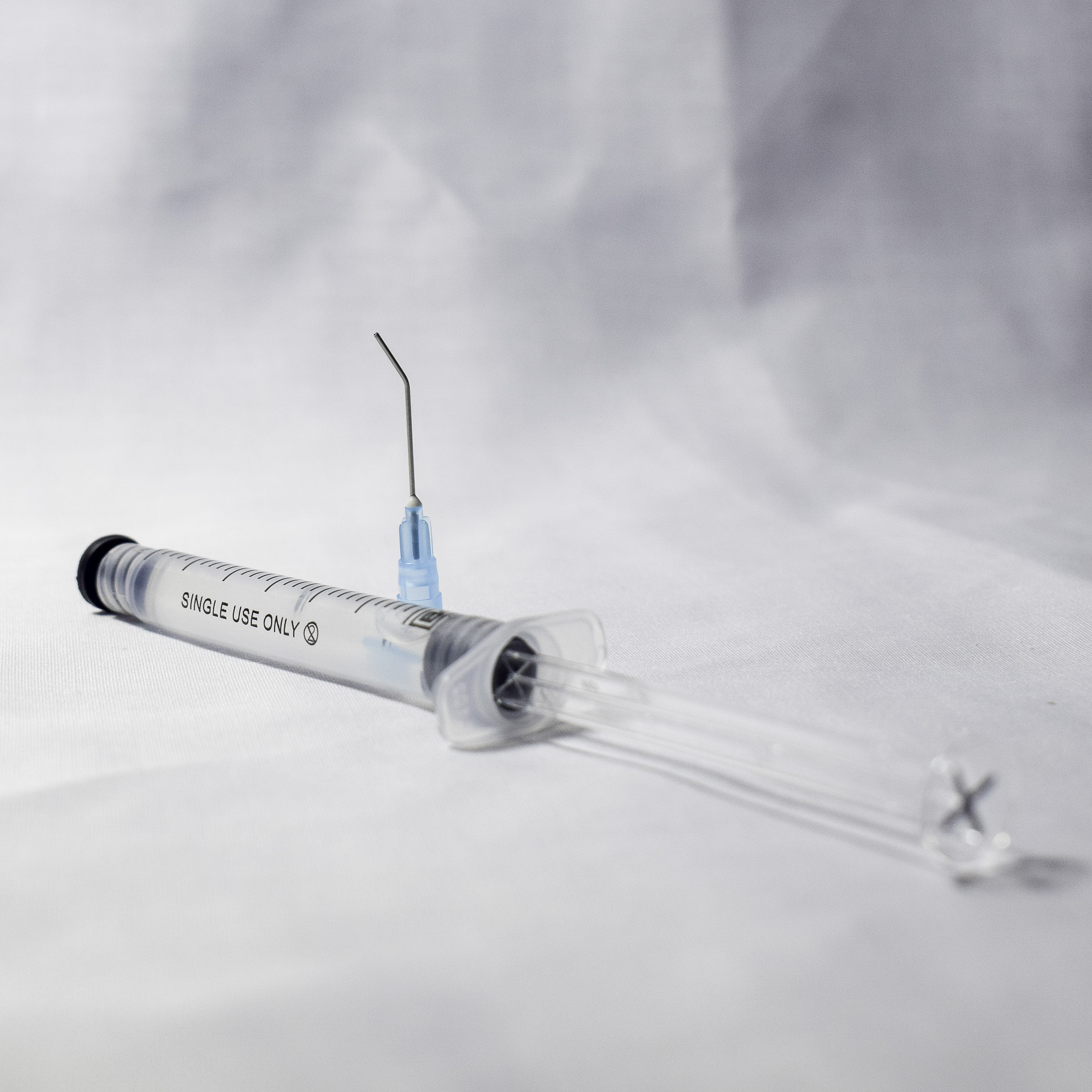 SOLUTION OPHTALMIQUE VISCOELASTIQUE_onsomable_medical_visions_pharma_ci_abidjan-18