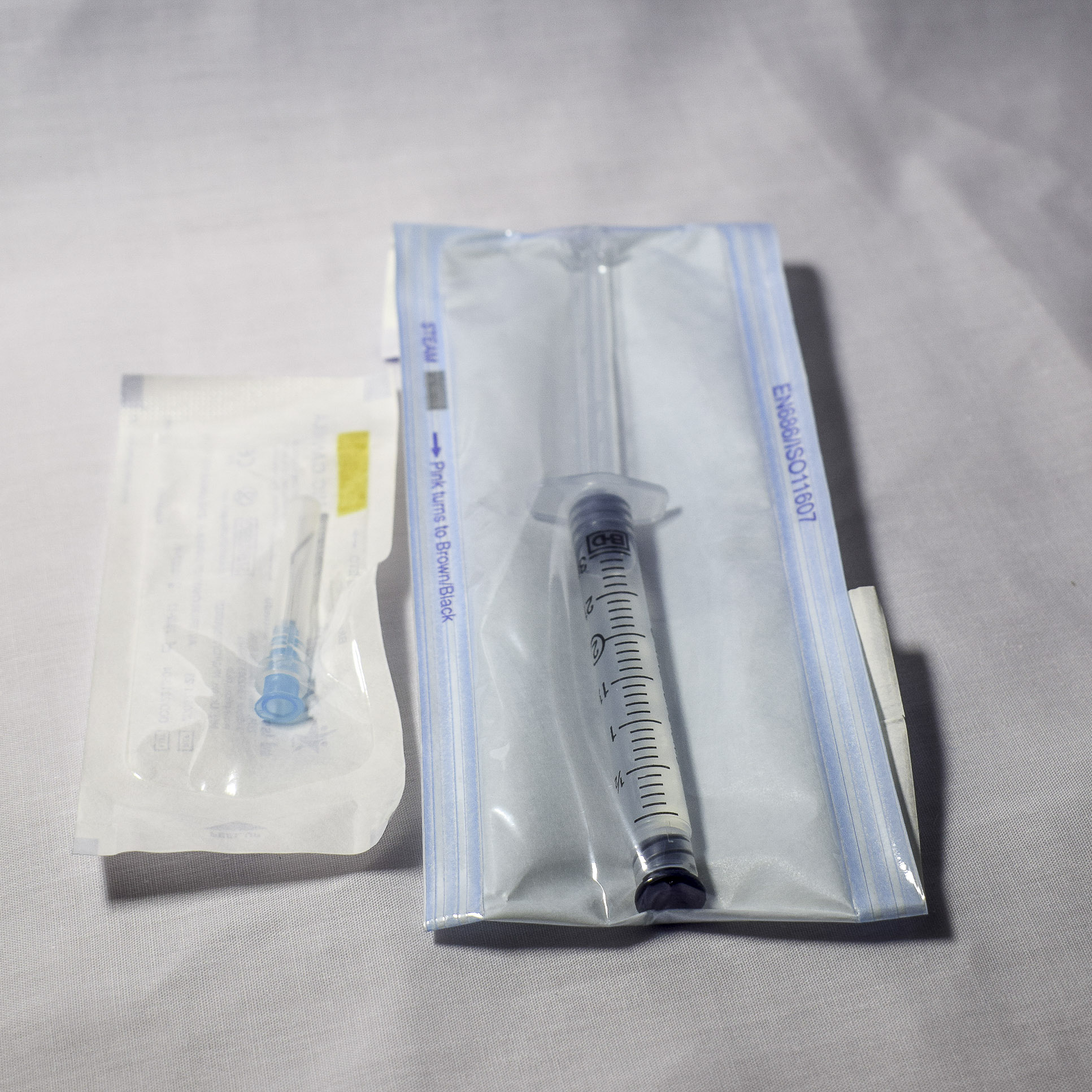 SOLUTION OPHTALMIQUE VISCOELASTIQUE_onsomable_medical_visions_pharma_ci_abidjan-6