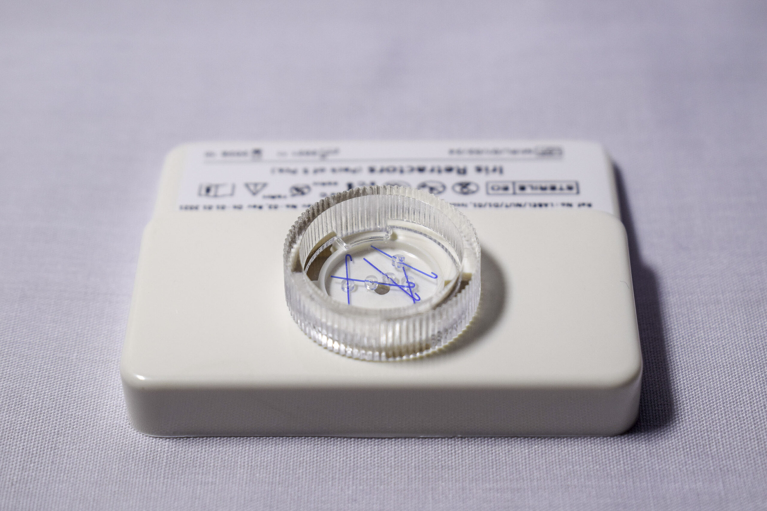 RETRACTEURS D_IRIS_consomable_medical_visions_pharma_ci_abidjan-4